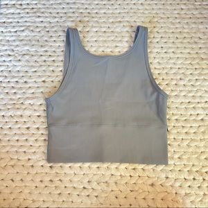 Lululemon power pivot cropped tank size 6